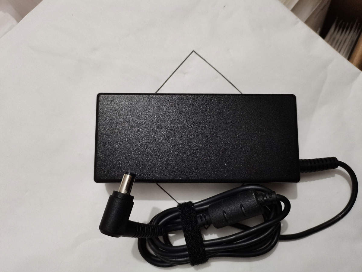 OEM Baru Delta 19V 7.1A 135W A - Pc Gaming News ulasan dan harga